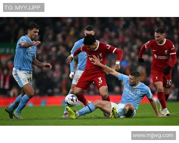 2015年曼城与利物浦精彩对决全场录像回放及精彩瞬间分析